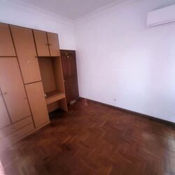 Boundary Road (D19), Terrace #573977651